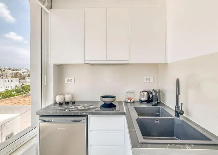 Sandy With View In Lägenhet Naousa